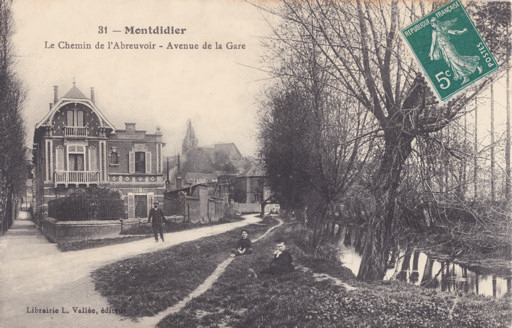 CPA de Montdidier n°81 - Cliquez pour l'agrandir